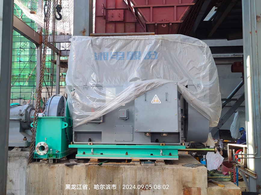 热烈祝贺我司11台大功率磁轮调速器在哈尔滨某集团新建3×168T/h供热锅炉中成功投运8台